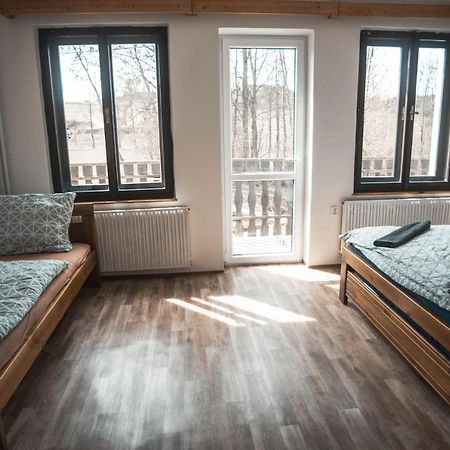 Apartmany Ve Mlejne Cachrov Exterior photo