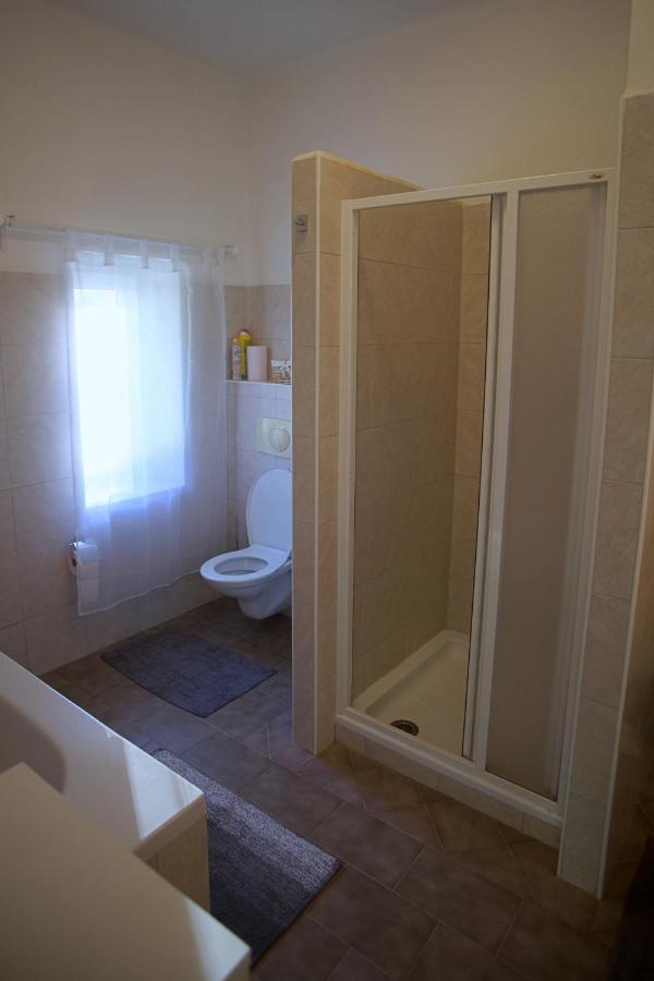 Apartmany Ve Mlejne Cachrov Exterior photo